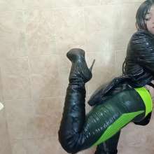 WetPlace: Jazminss Lovely Afternoon Shower