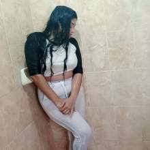 WetPlace: Jazminss Relaxing Shower At Home