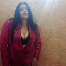 WetPlace: Jazminss Shower In Formal Suit