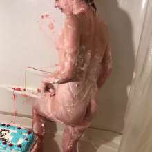 RevSlymsford: Kaydens Taboo Sheet Cake And Pie Sitting + Destruction Fun