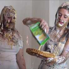RevSlymsford: Mia's Messy Revenge On Michelle: Thrown Pies, Gateaux ++++