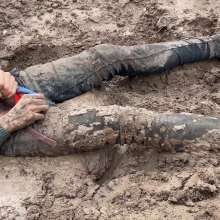 derekwam: Muddy Walk Home