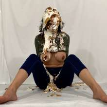 Messygirl: A New Messygirl Download: A Messy Struggle