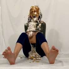 Messygirl: A New Messygirl Download: A Messy Struggle