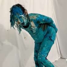 Messygirl: A New Messygirl Download: A Messy Struggle