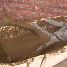 WamtasticUK: Pete Smart Skinny Trousers and Chelsea Boots in Mud Bath