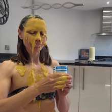 Wamgirlx: Playing with Custard