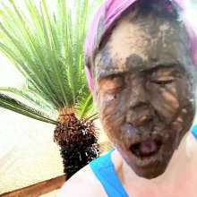 CreamMeAgain: Public Mud!  I fell face down!