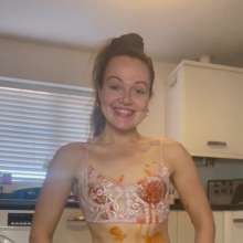 WAMfuns Messy Forfeits: Queen Peach Savoury Knicker Filling
