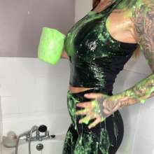 TheGungeZone: Sammii's Messy Gunge Bath
