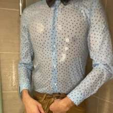 derekwam: Shower with a Bow Tie