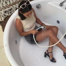 WetPlace: Stunning Anny Shower In Skirt In Jacuzzi