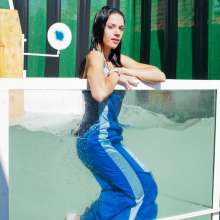 Lara_eurowam: New dunk tank video on wam.tv