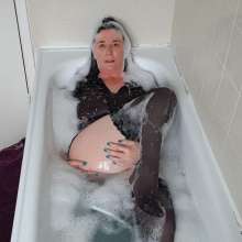 FSChloe: While Billie's away.