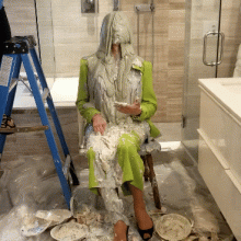hope: When I saw this skirt suit I knew it had to be messy!
