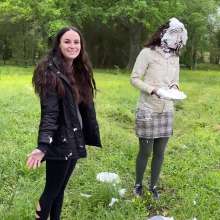 Alana SexyMessyBabes: Abi Pied in the Park