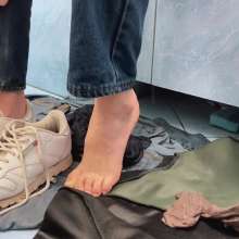 Wet Live Team: A Multi-layered Dip in Her Favorite Reeboks
