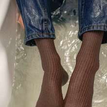 Wet Live Team: A Multi-layered Dip in Her Favorite Reeboks