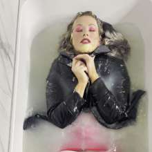 bsmessybakery: Bri's Winter Coat and Custard