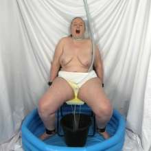 CheekyLuna: Cheekyluna's Bound Sweet Knicker Filling And Vibrations