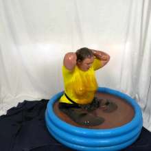 CheekyLuna: Cheekyluna's Gunge Pool Meeple Hunt