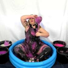 CheekyLuna: Cheekyluna's Pop Punk Chick Self Gunging