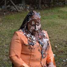 JD and Messy Andi: Andi Visits The Sploshing Cafe!