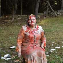 JD and Messy Andi: Andi Visits The Sploshing Cafe!