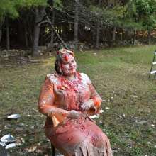 JD and Messy Andi: Andi Visits The Sploshing Cafe!
