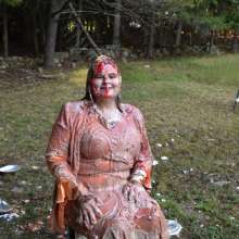 JD and Messy Andi: Andi Visits The Sploshing Cafe!