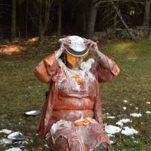 JD and Messy Andi: Andi Visits The Sploshing Cafe!