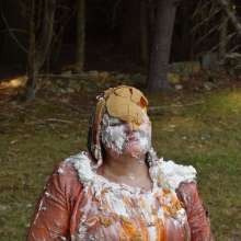 JD and Messy Andi: Andi Visits The Sploshing Cafe!