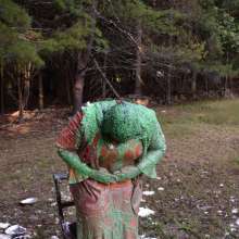 JD and Messy Andi: Andi Visits The Sploshing Cafe!
