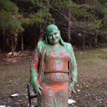 JD and Messy Andi: Andi Visits The Sploshing Cafe!