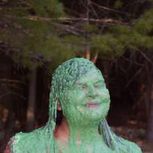 JD and Messy Andi: Andi Visits The Sploshing Cafe!