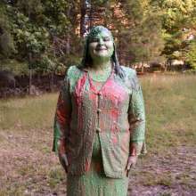 JD and Messy Andi: Andi Visits The Sploshing Cafe!