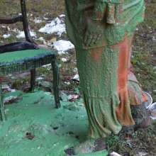 JD and Messy Andi: Andi Visits The Sploshing Cafe!