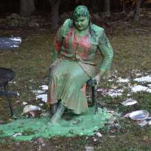 JD and Messy Andi: Andi Visits The Sploshing Cafe!