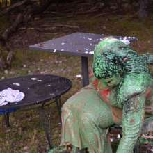 JD and Messy Andi: Andi Visits The Sploshing Cafe!