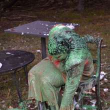 JD and Messy Andi: Andi Visits The Sploshing Cafe!