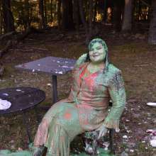 JD and Messy Andi: Andi Visits The Sploshing Cafe!