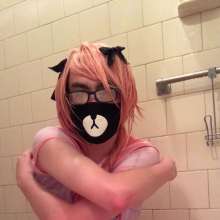 Ellie UwU: Femboy Astolfo Cosplay Wetlook Shower Play