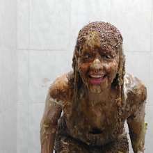 RevSlymsford: Get Your Forfeits Ready: Play A Messy Card Game With Nanita