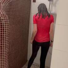 WetPlace: Gorgeous Inna Sporty Shower