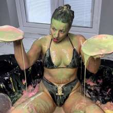bsmessybakery: Auditioning for sexy girlfreind