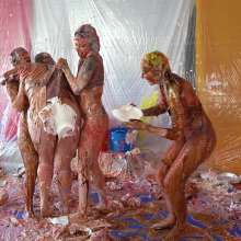 Darla DeVour: Las Vegas Live Show: 4-Girl Food Fight and Lesbian Mess Fest