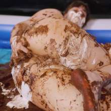 Lyndra Lynn: Lyndra Lynn Chocolate Fun