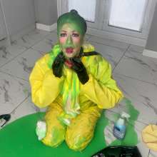bsmessybakery: Messy Maid BJ Humiliation