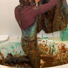 Messyrich: Messy Suit