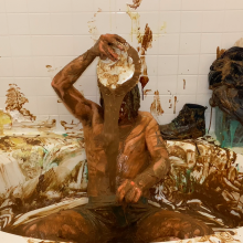 Messyrich: Messy Suit